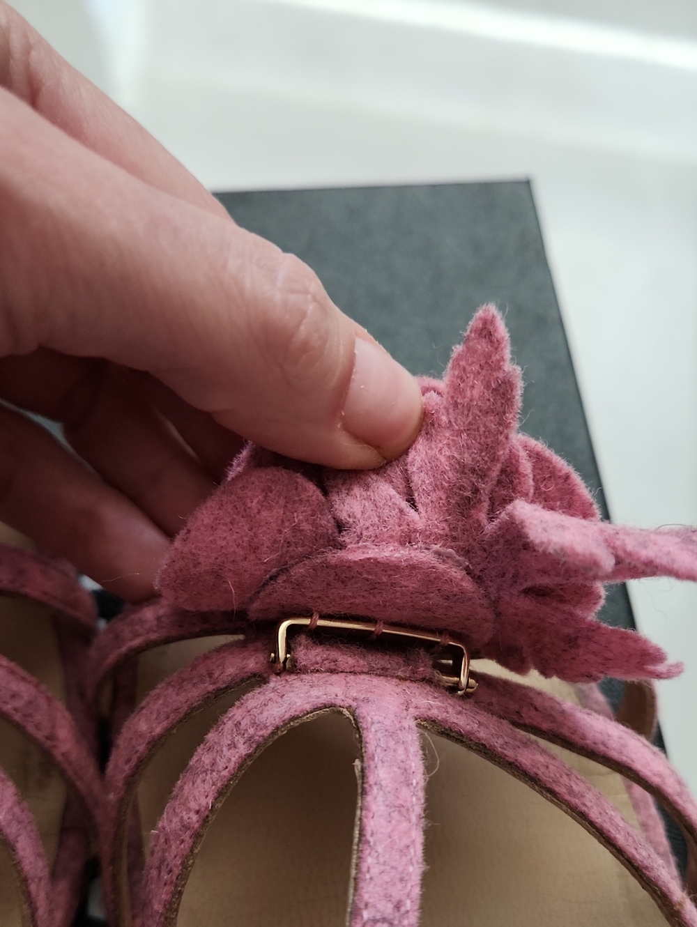 Chanel Chine Felt Pink Sandals Size 40 ( US 10) - Picture 7 of 14